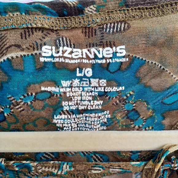 Sheer Suzanne's Longsleeved Paisley Blouse Size Large - Picture 3 of 8